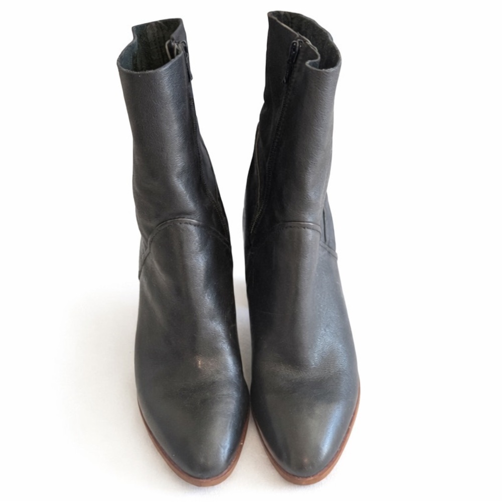 Aldo Black  Leather Heeled Boots Size 8 1/2